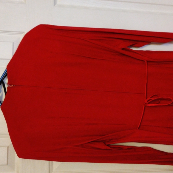 Dress - Picture 3 of 3